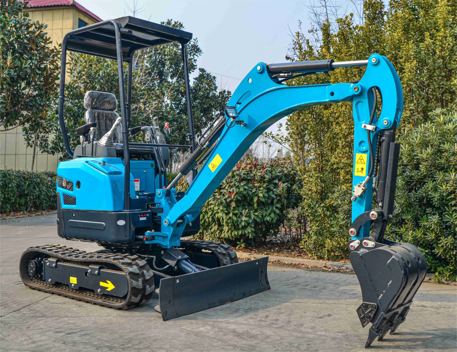 Yubo-20 2 Ton Small Digger Mini Excavator Width with Hydraulic Quick Connector / 5