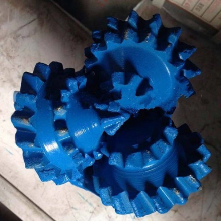 Steel Teeth Tricone Bit / 4