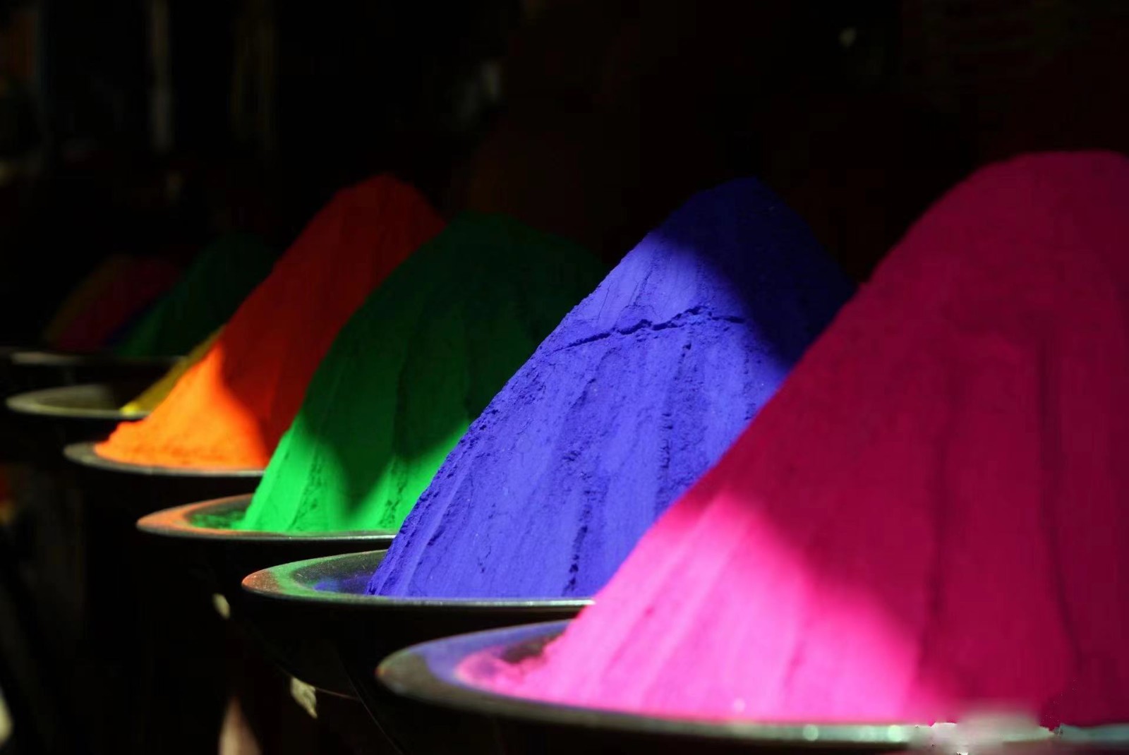 Electrostatic powder coating / 3