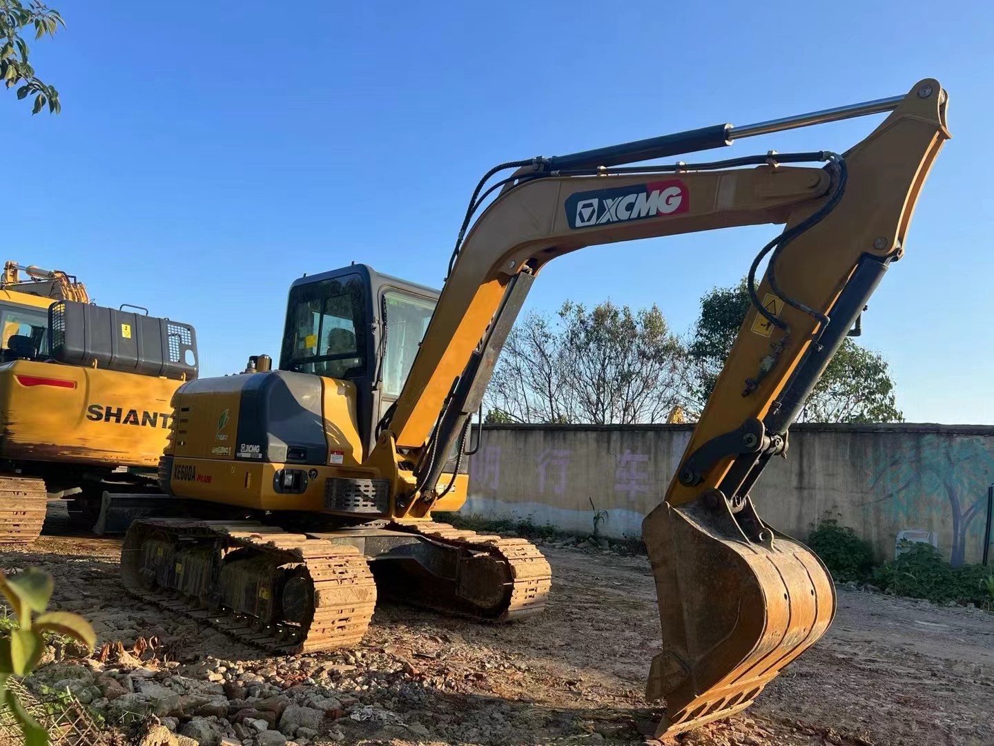 22 years XCMG XE60DA / 2