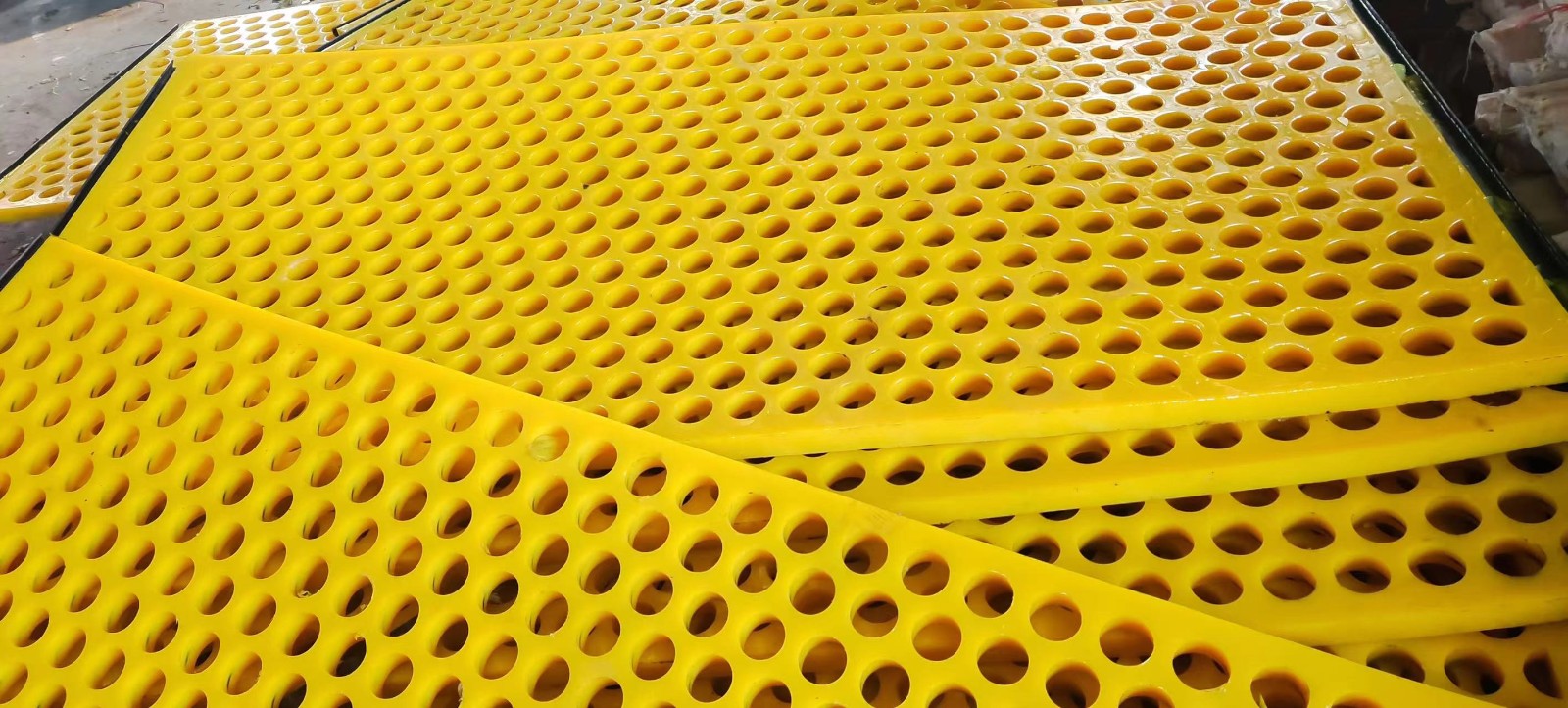 Polyurethane screen mesh / 3