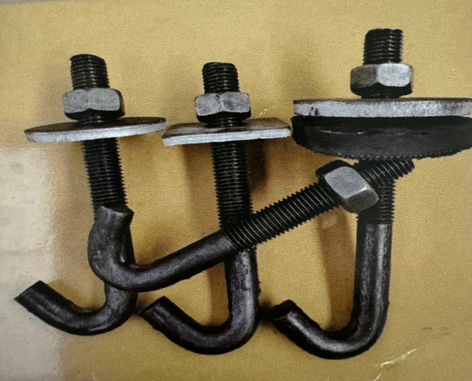 Hook screw / 2