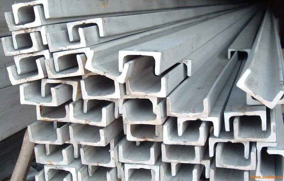 Stainless steel channel steel / 3