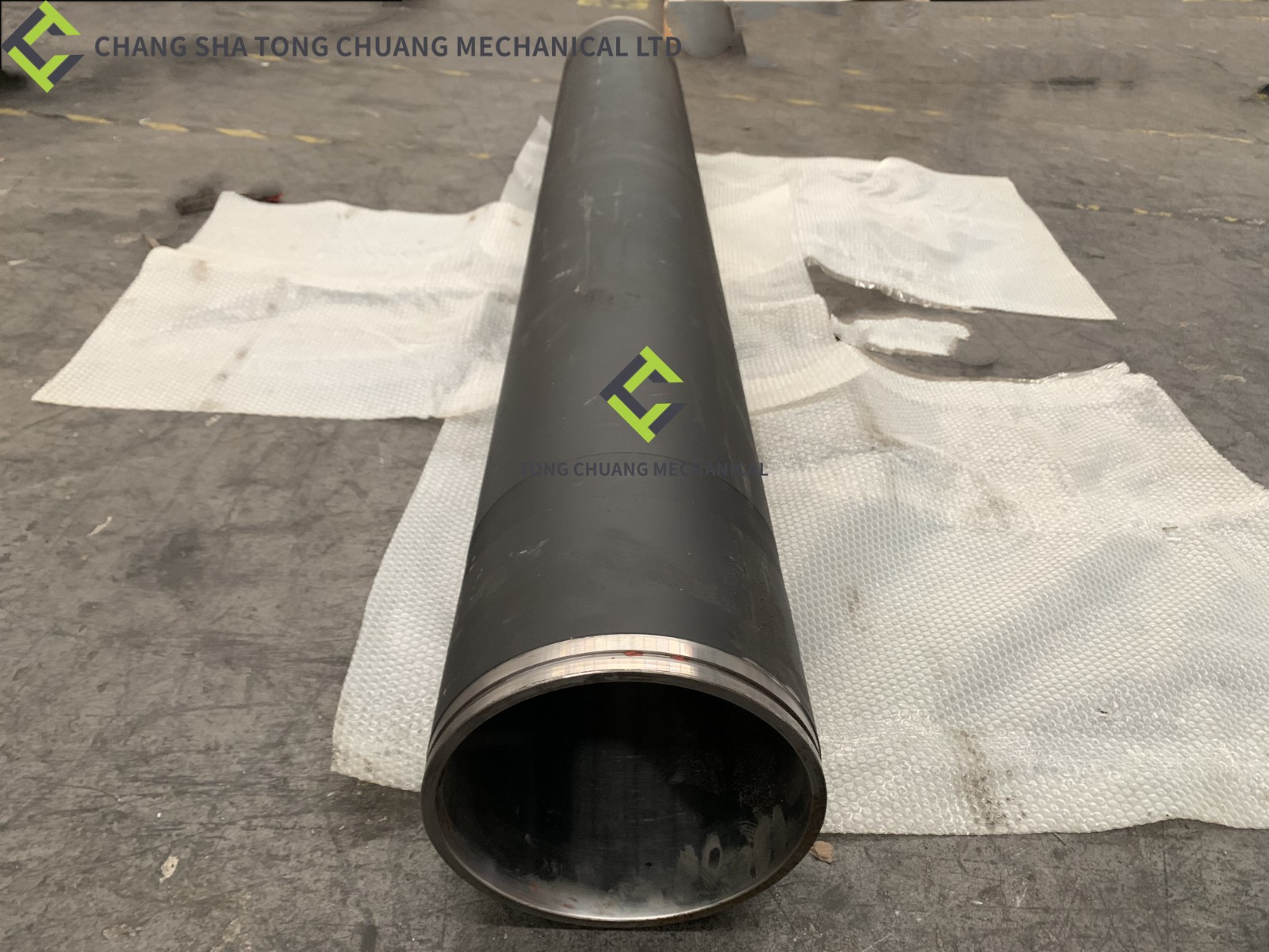 CONCRETE DELIVERY CYLINDER / 4