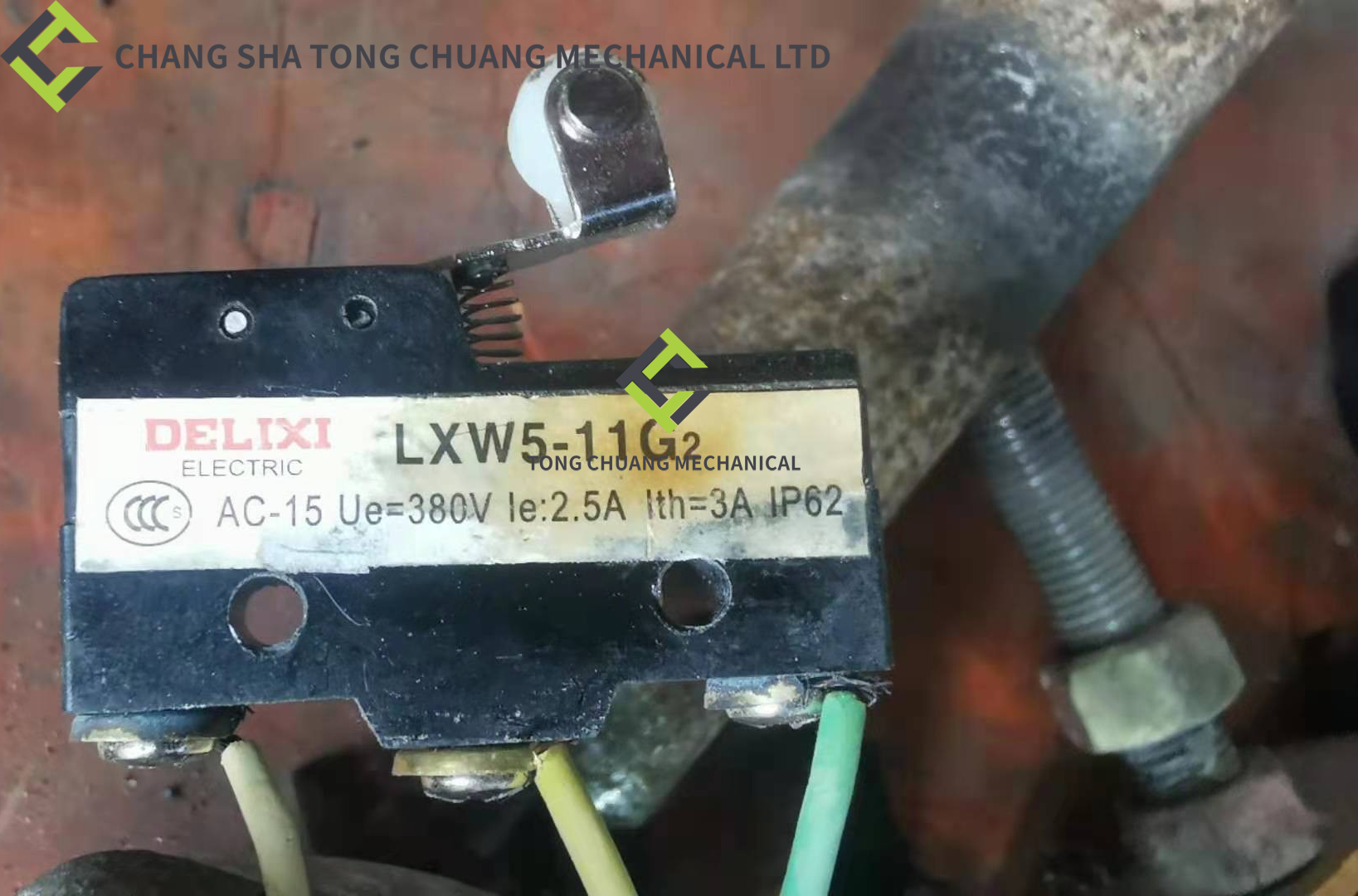 LIMIT SWITCH / 4