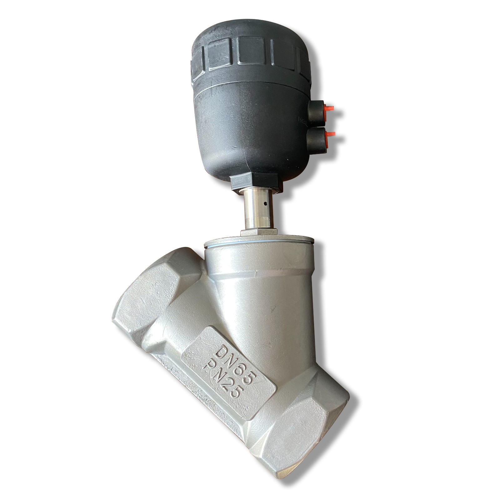 Pneumatic valve / 2