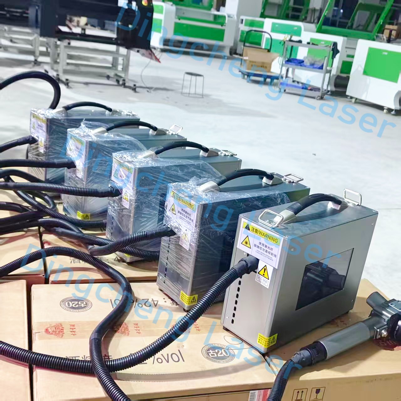 Small handheld marking machine metal tire coding machine laser engraving machine / 3