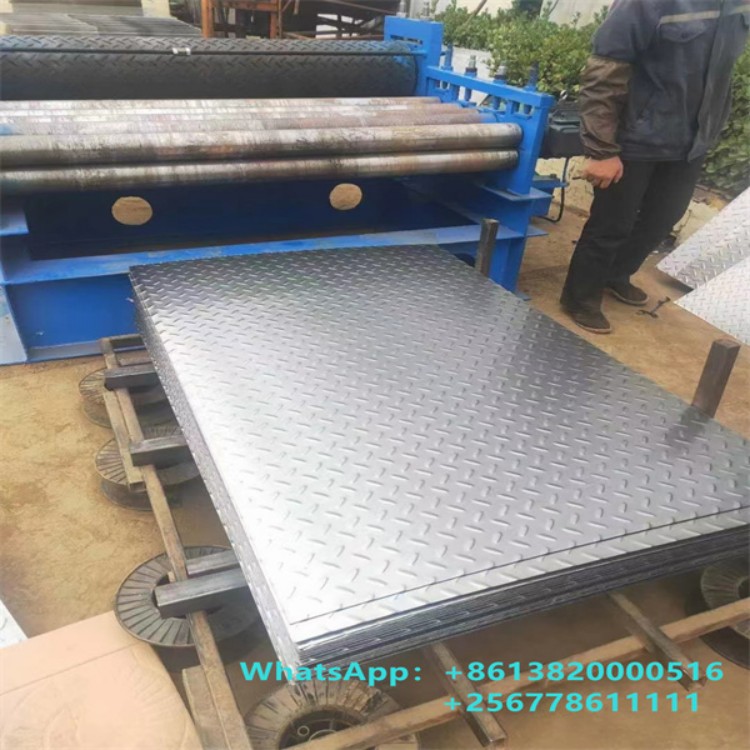 Embossing Machine for Metal Sheet / 1